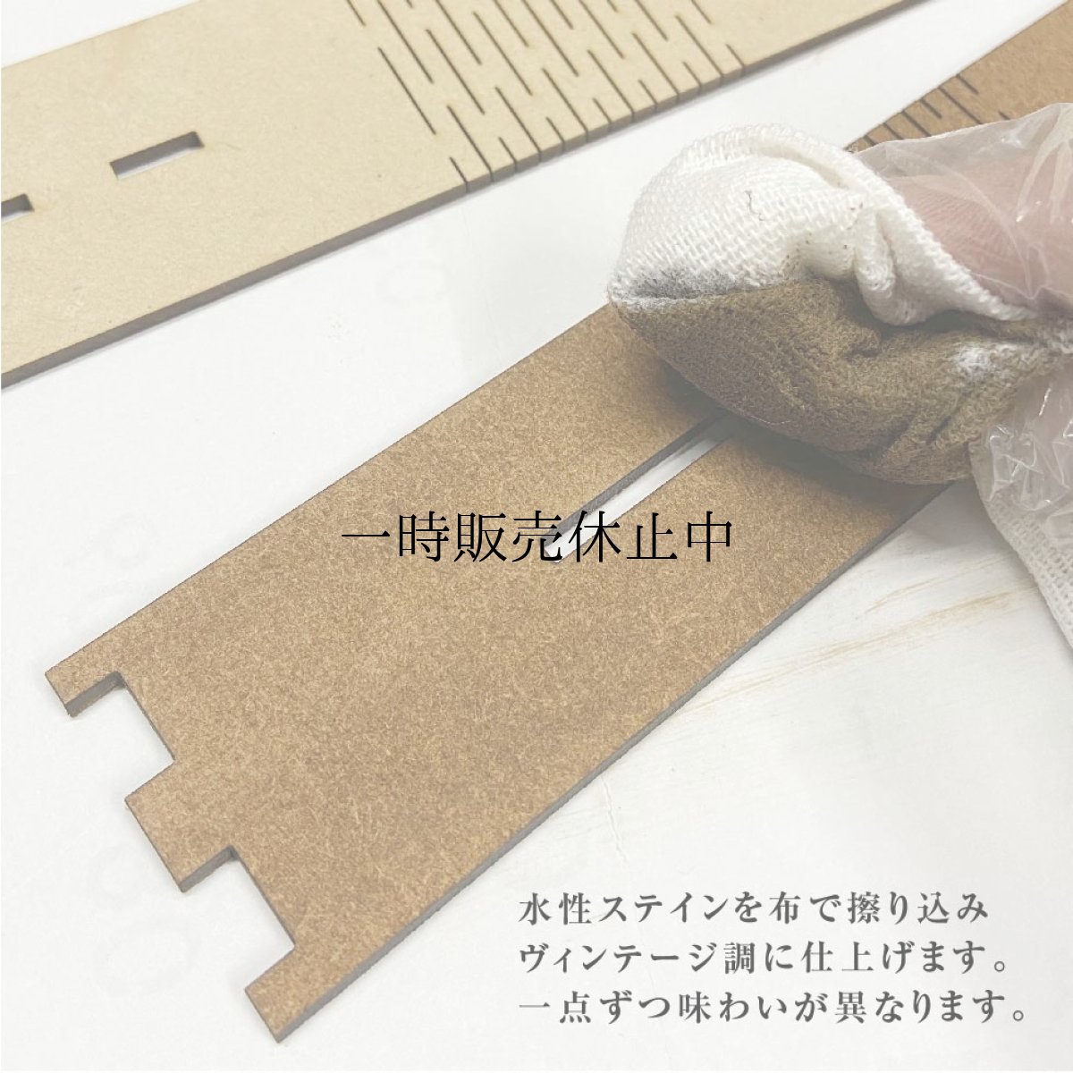 画像9: お耳が動くうさぎの時計 XING design   置き時計 Woody Line (9)